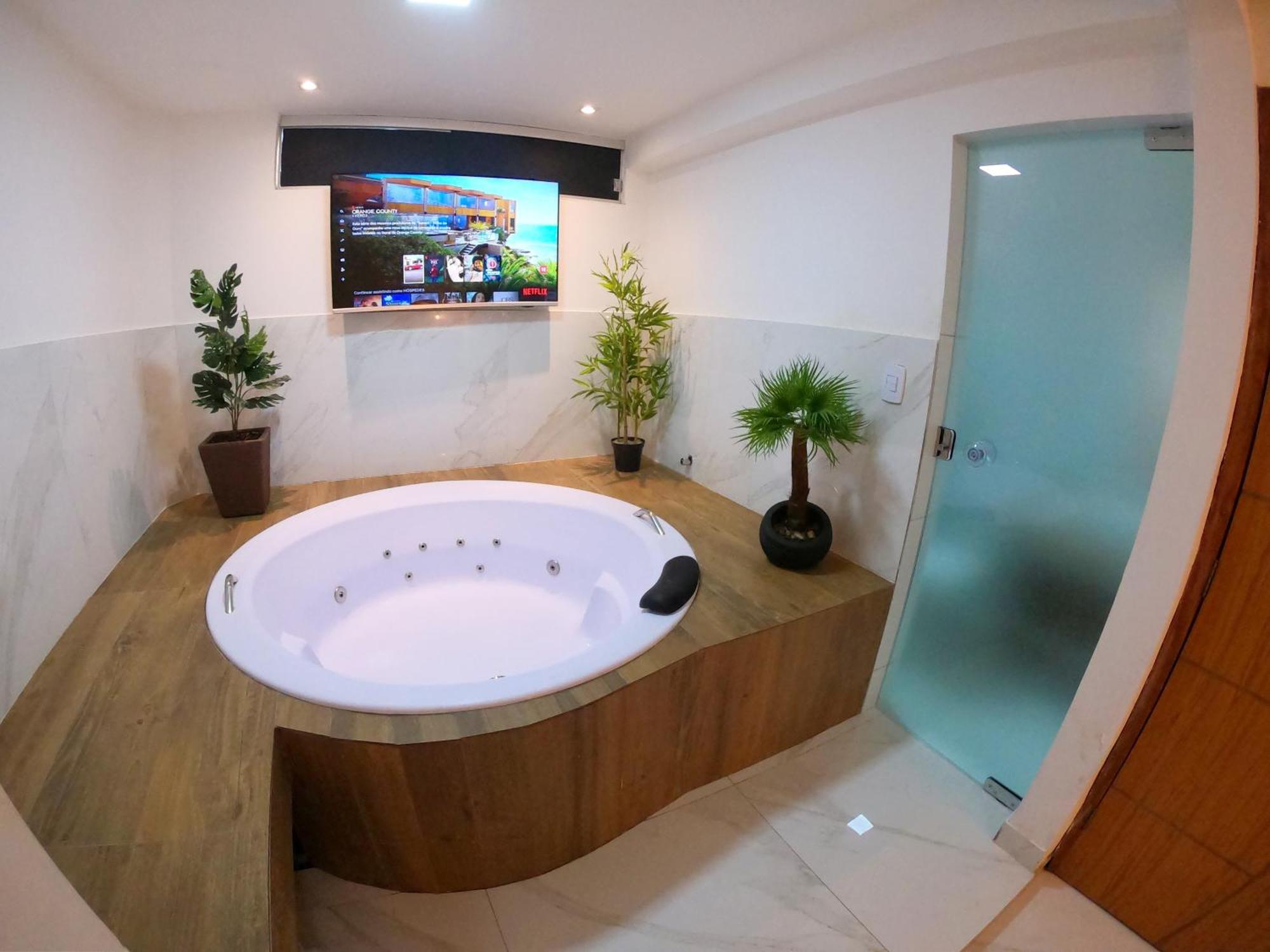 Th 101 - Flat Com Banheira De Hidromassagem Apartment Governador Valadares Luaran gambar